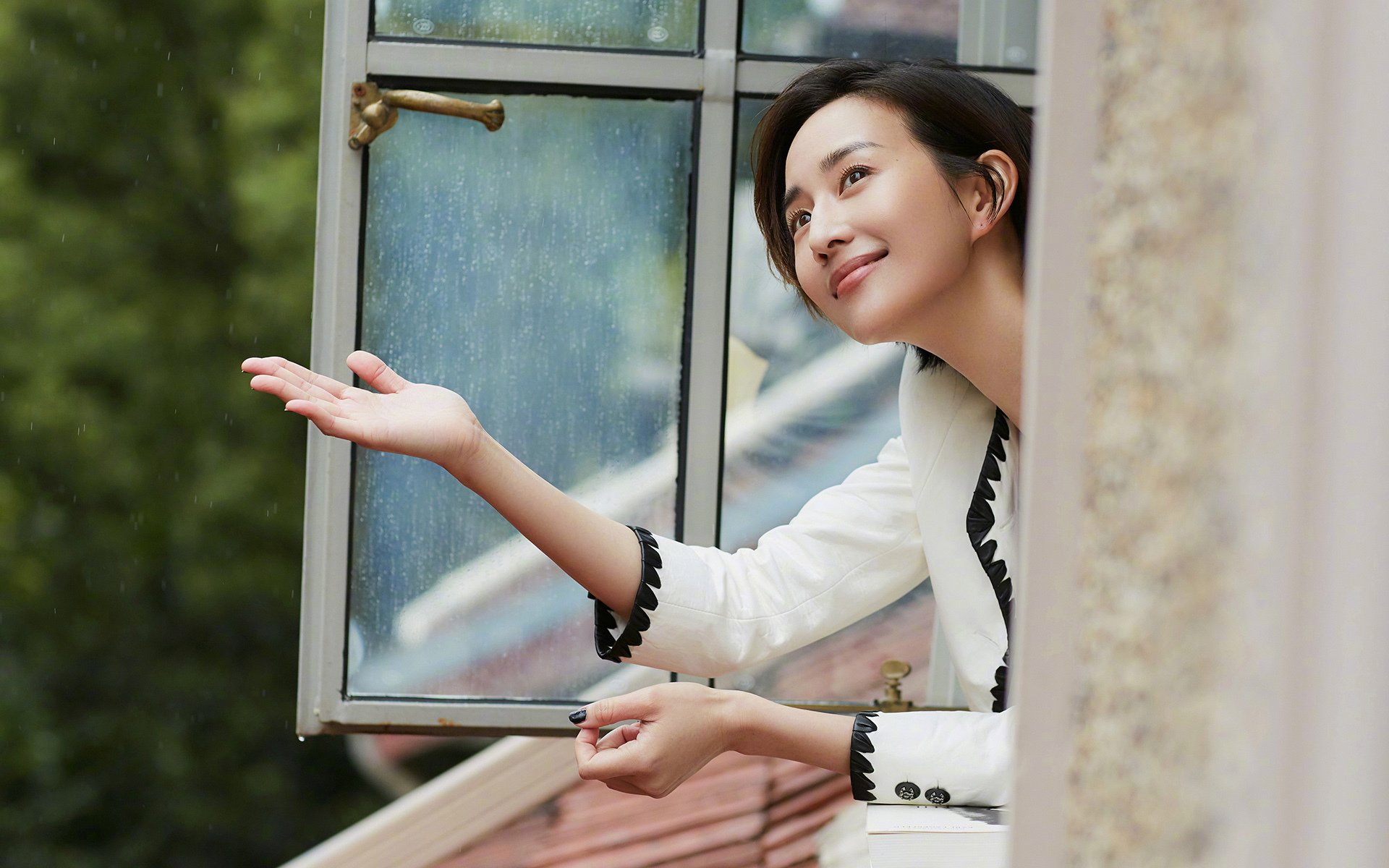 卡普尔的全能技巧和无畏突破能力，让袋鼠队在关键时刻逆转局势