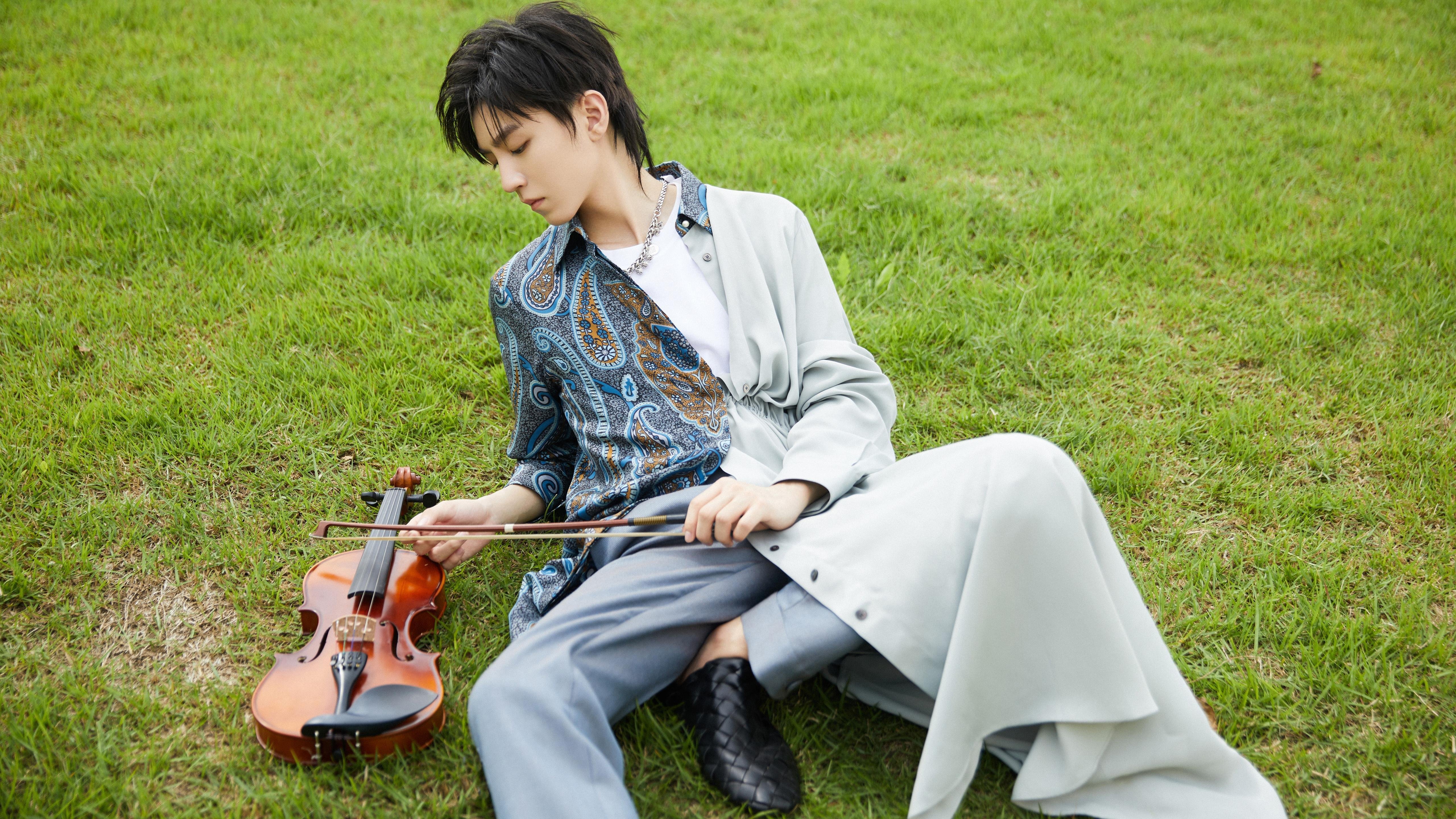 布克三节得分破三十太阳主场大胜,布克狂砍35分力压利拉德30分 太阳胜开